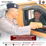 Bentuk rasa Syukur,Kapolres Pematangsiantar Bersama Sat Reskrim Berbagi  Takjil kepada Masyarakat